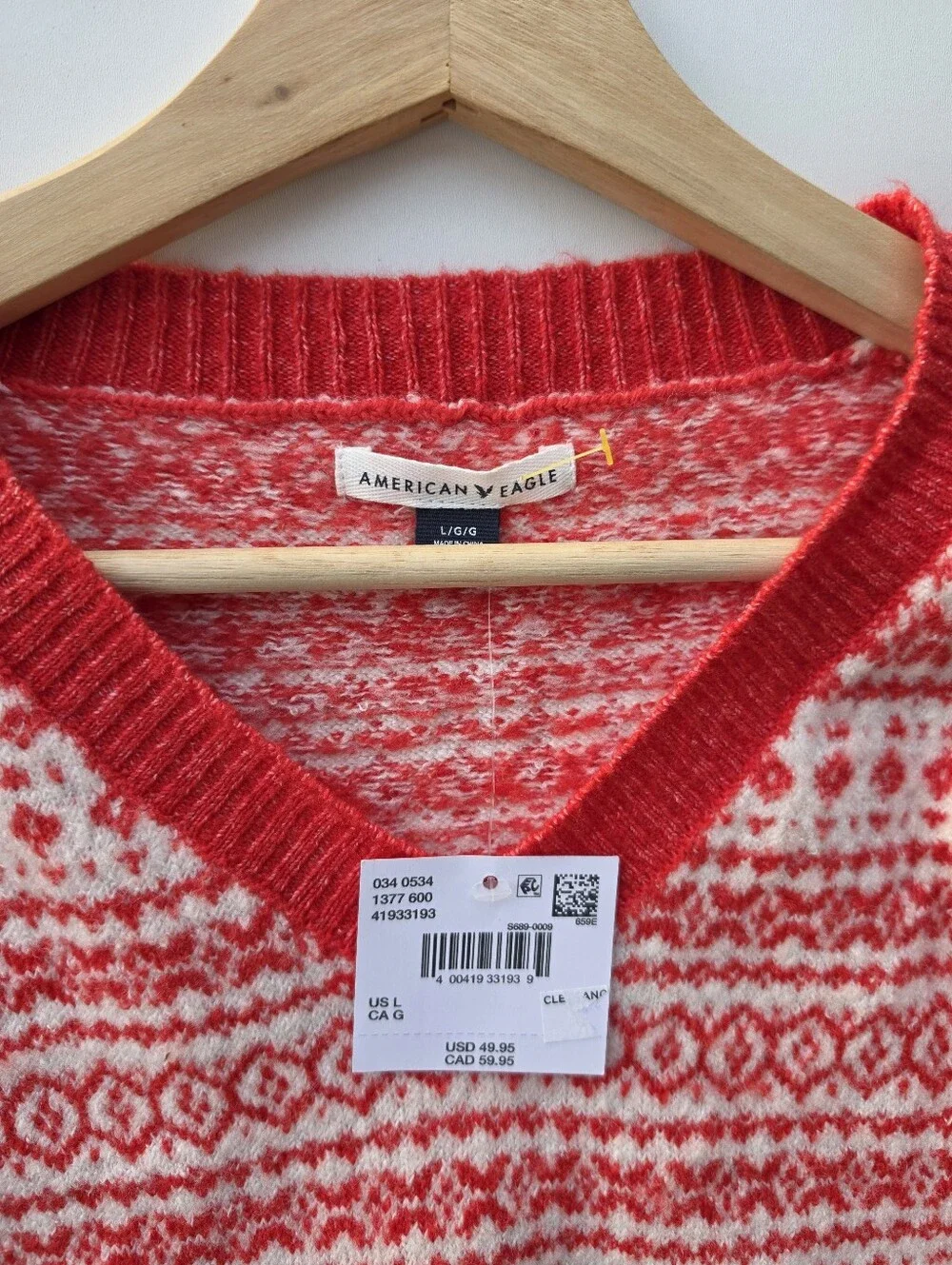 American Eagle NWT Red And White Fair Isle Knit V-neck Sweater